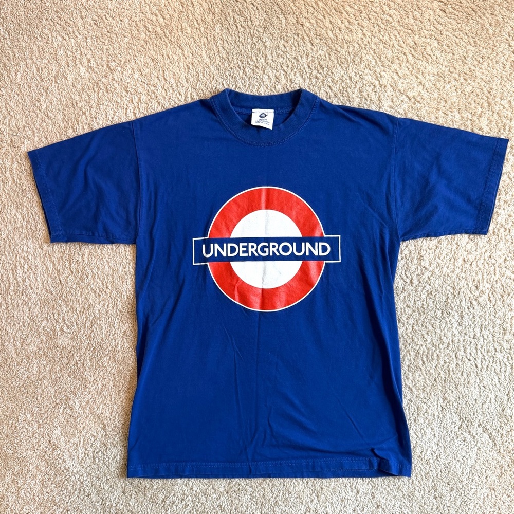 London Underground Mind The Gap T Shirt women’s Medium Graphic UK Tube Tee